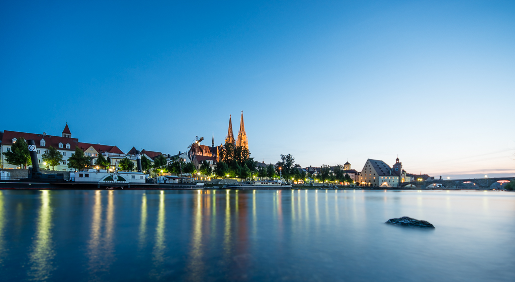 Regensburg zur Blauen Stunde